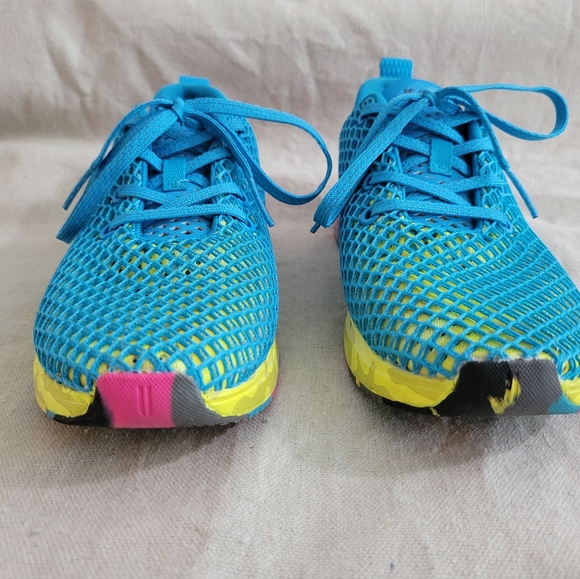 NoBull RARE neon blue glitch mesh runners men's 7/women's 9 Worn once! Like New! - Picture 3 of 9